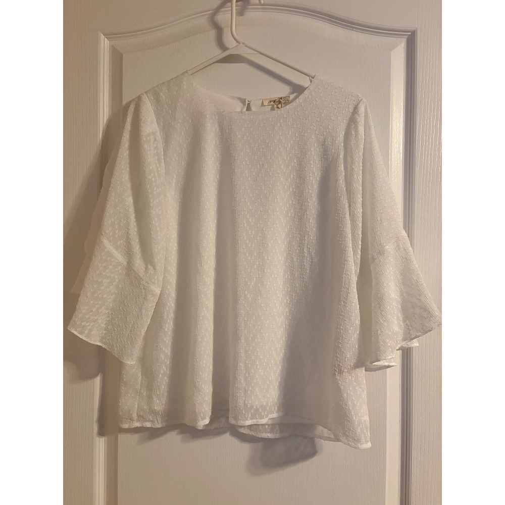 Mystree Blouse Women Small White NEW Tiered Ruffle Bell Sleeve Clip Dot Top